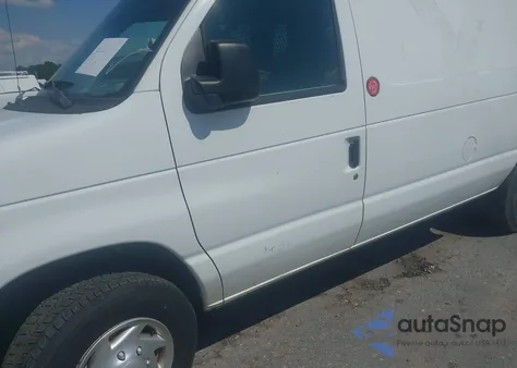 2010 Ford E-250 Commercial/Recreational из США, поврежденный, VIN 1FTNE2EL5ADA74594